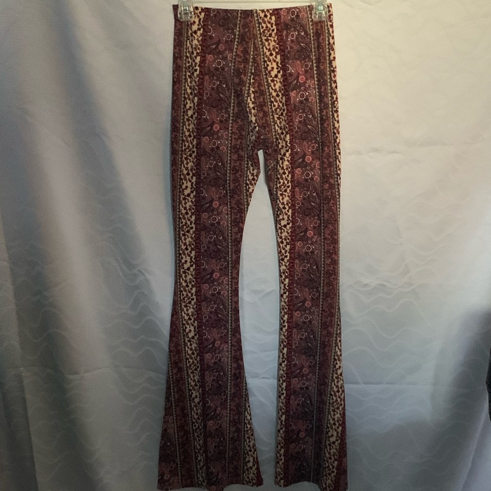 Pink flower pattern flared spandex